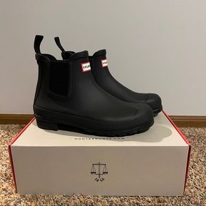 Hunter Chelsea Rain Boot • Size 8